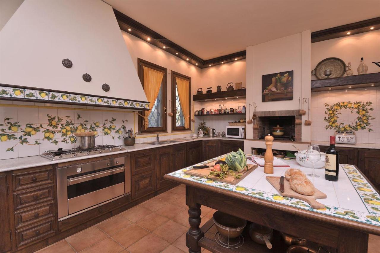Villa Montalbano 12 Черрето-Гуїді Екстер'єр фото